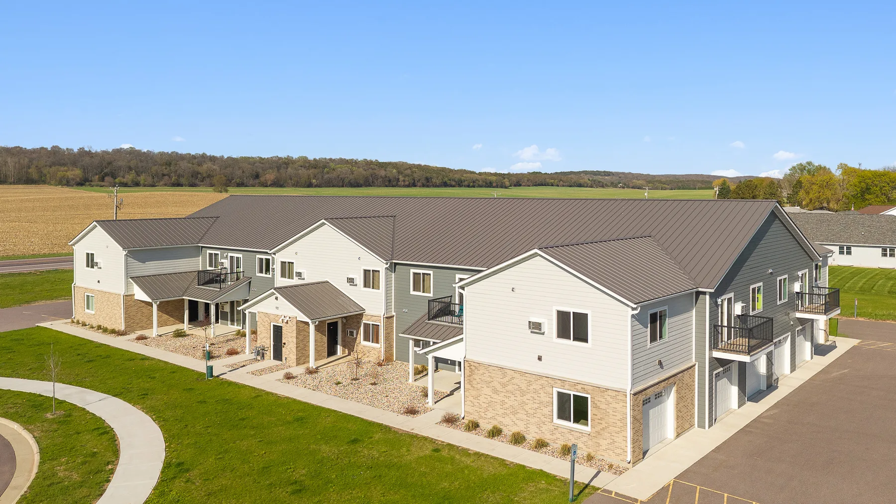 Greenfield Estates — building exterior
